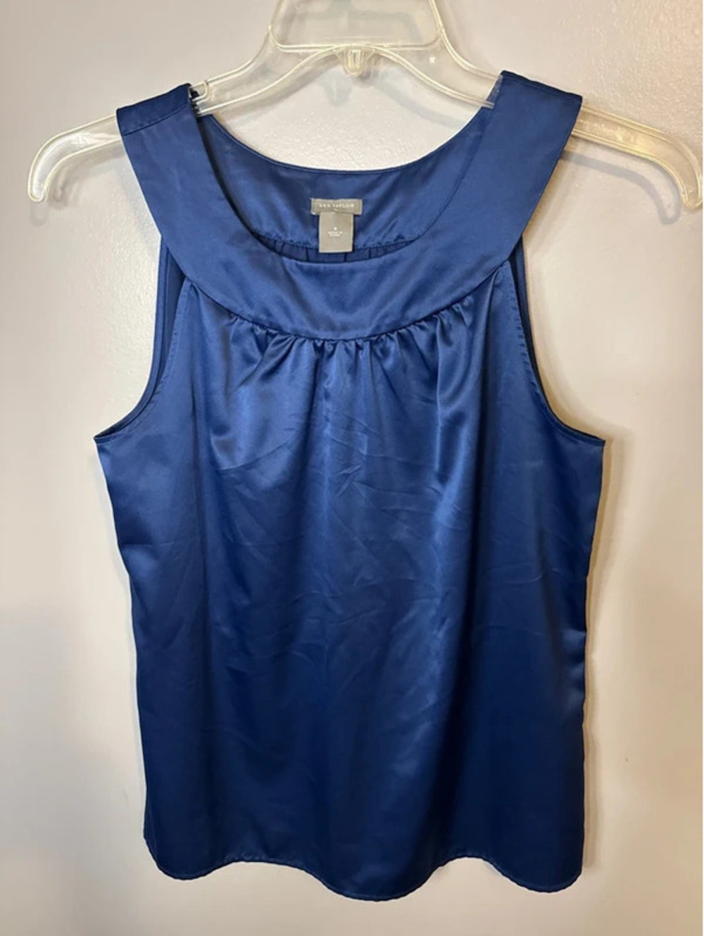 Med (8) Ann Taylor Satin Tank PTP 19
